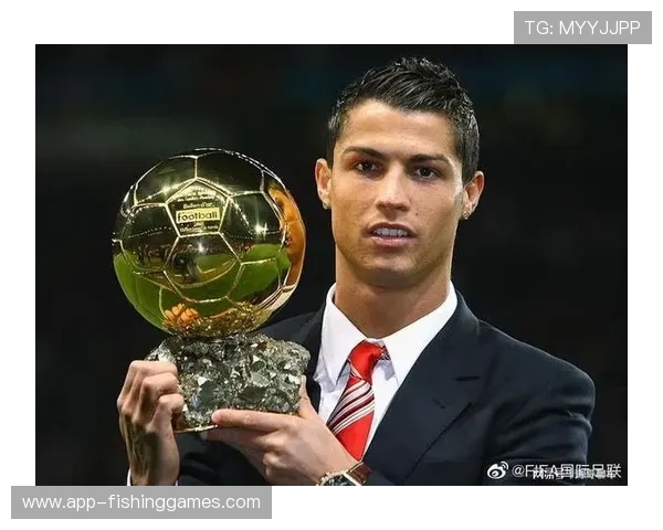 拉卡泽特称本泽马超越C罗，梅西为历史最佳球员