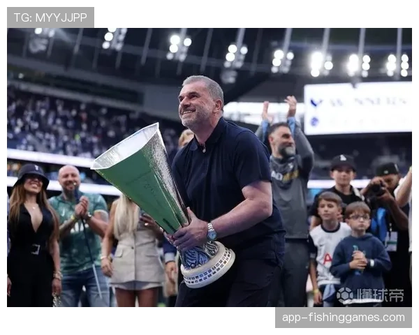 波斯特科格鲁确认将继续担任热刺下赛季主教练